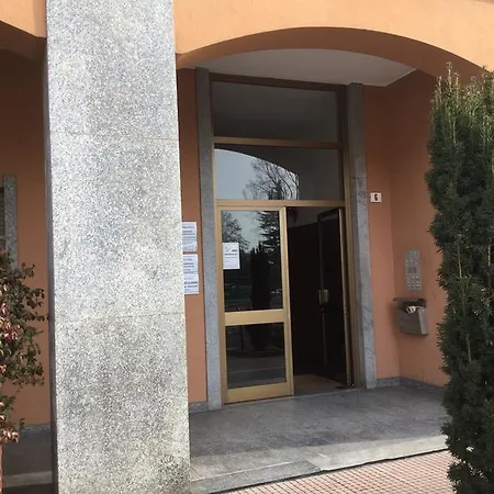 Bnbook - Ferrarin Apartment Sesto Calende